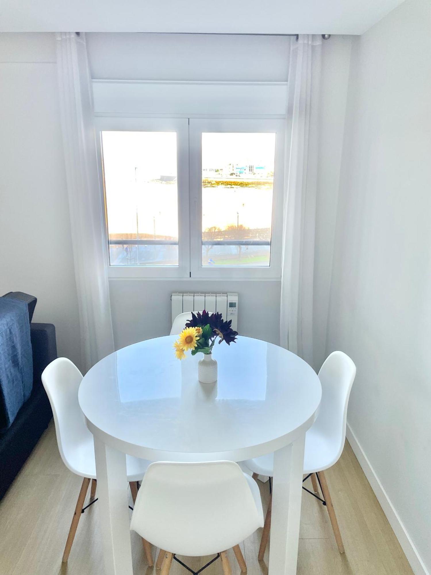 Apartamento San Lorenzo Playa. Vistas Al Mar. Gijon Luaran gambar