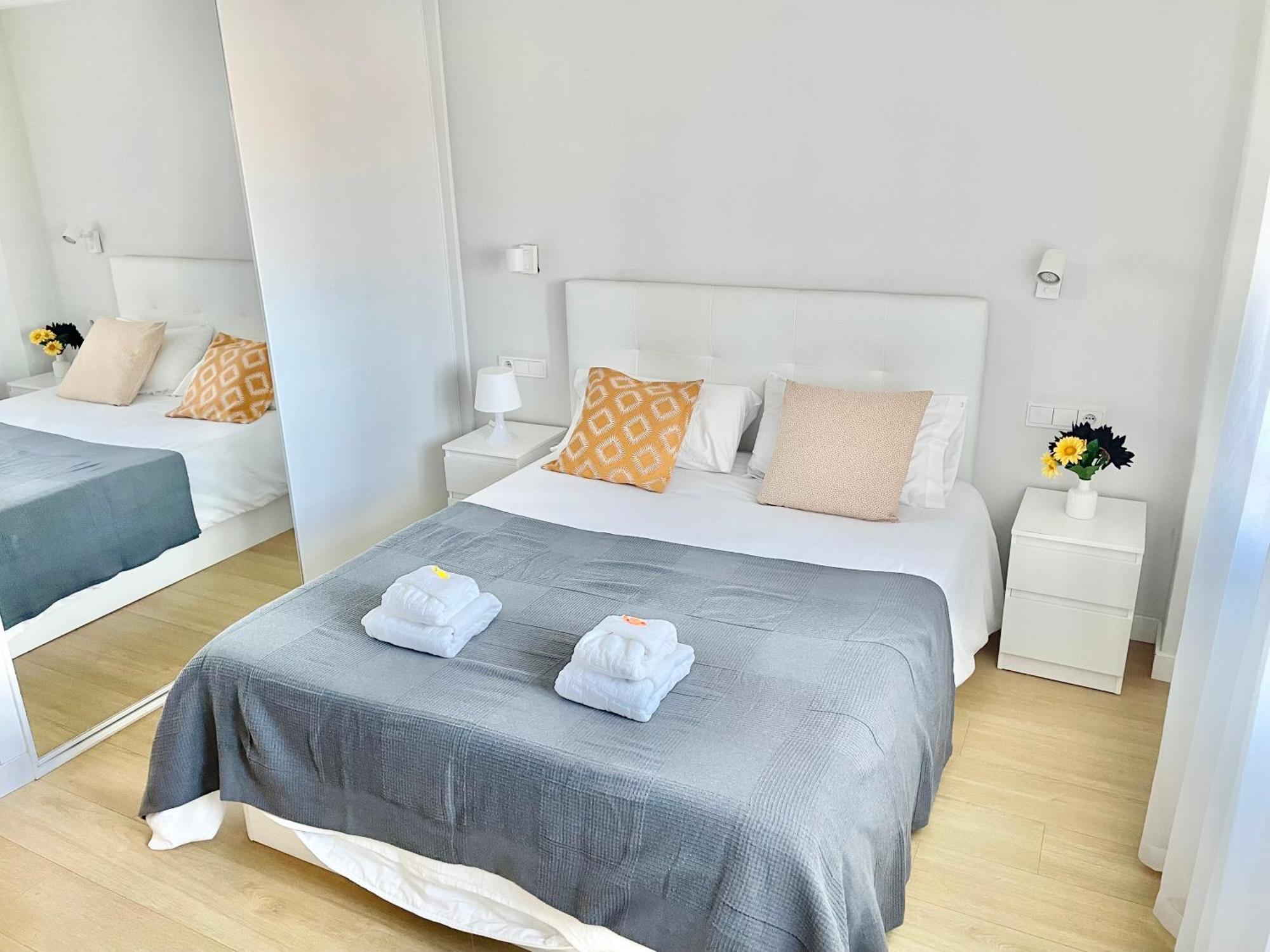 Apartamento San Lorenzo Playa. Vistas Al Mar. Gijon Luaran gambar